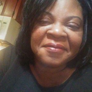 Meet your Posher, Gloria